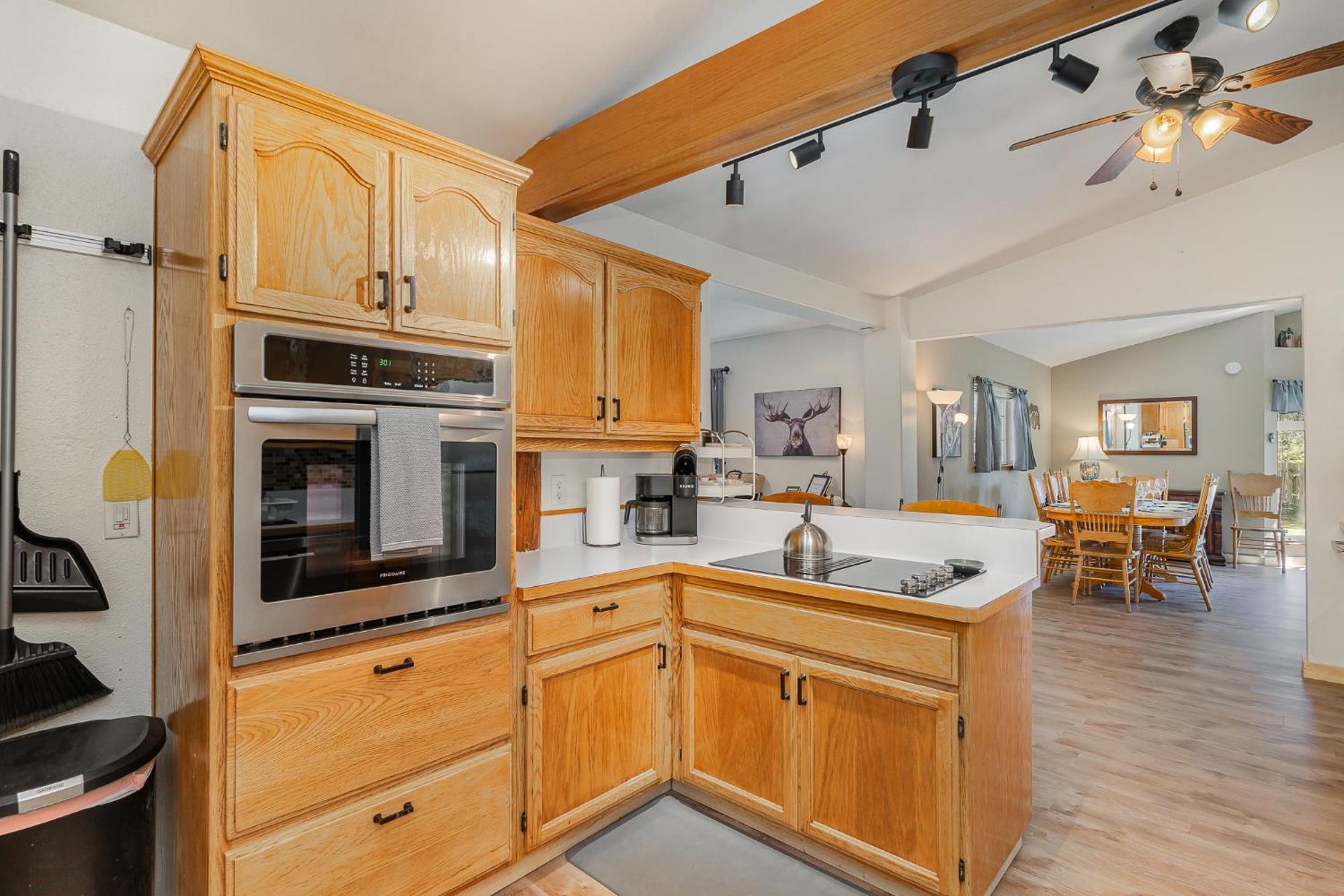 Bear'S Den Hideaway With Hot Tub Villa Ashford Bagian luar foto