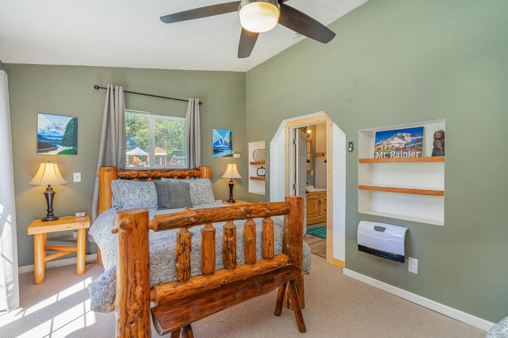 Bear'S Den Hideaway With Hot Tub Villa Ashford Bagian luar foto
